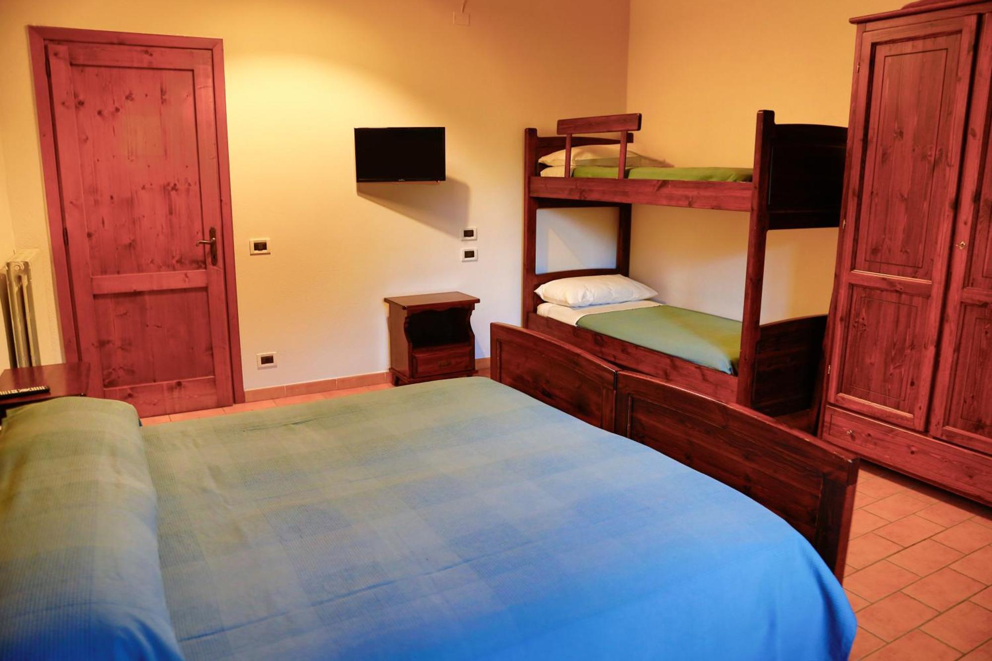 Agriturismo Cascina Cipressa San Romano (Pisa) Quarto foto